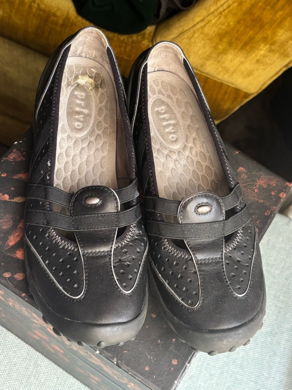 ADORABLE Sporty Spice flats by Privo